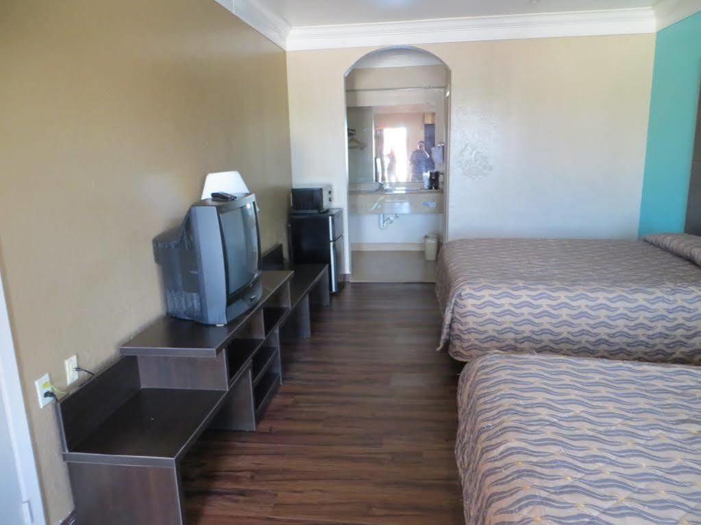 Super 8 By Wyndham Galveston Hotel Luaran gambar