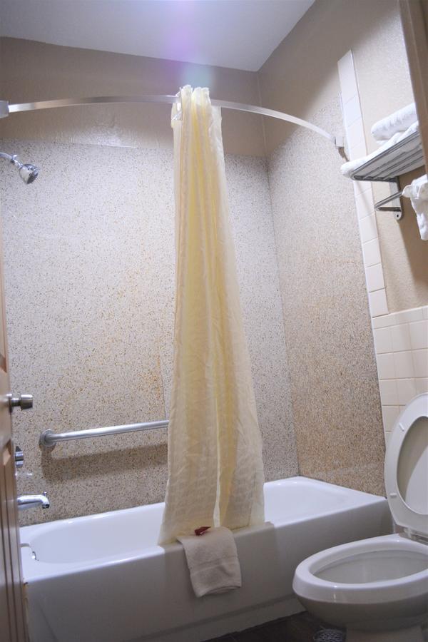 Super 8 By Wyndham Galveston Hotel Luaran gambar